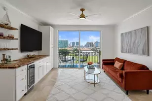 616 Clearwater Park Rd, West Palm Beach, FL 33401 - Photo 9