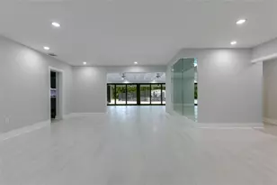 13401 SW 83rd Ave, Pinecrest, FL 33156 - Photo 15