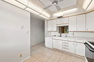 2901 Victoria Cir, Coconut Creek, FL 33066 - Photo 13