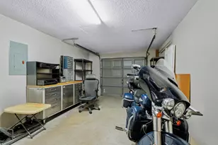 7779 Blairwood Cir N, Lake Worth, FL 33467 - Photo 23
