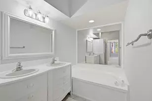 207 Woodsmuir Ct, Palm Beach Gardens, FL 33418 - Photo 9