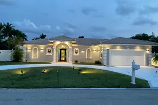 1061 Bimini Ln, West Palm Beach, FL 33404 - Photo 3