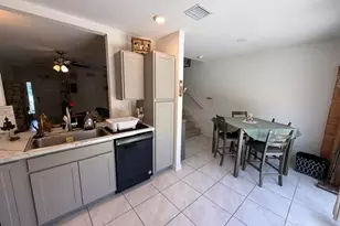 561 NE 5th Way, Florida City, FL 33034 - Photo 7