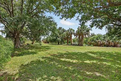 1334 SE Vestridge Lane, Port Saint Lucie, FL 34952 - Photo 43