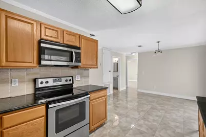 1334 SE Vestridge Lane, Port Saint Lucie, FL 34952 - Photo 13