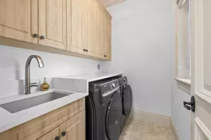 639 Middle River Dr, Fort Lauderdale, FL 33304 - Photo 45