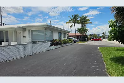 2734 NE 32nd Street #1, Fort Lauderdale, FL 33306 - Photo 3