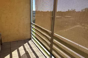 100 Village Green Cir E, Palm Springs, FL 33461 - Photo 11