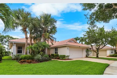 9110 Bay Harbour Circle, West Palm Beach, FL 33411 - Photo 1