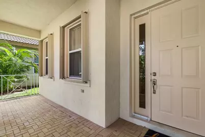 9110 Bay Harbour Circle, West Palm Beach, FL 33411 - Photo 5