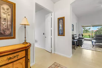 9110 Bay Harbour Circle, West Palm Beach, FL 33411 - Photo 9