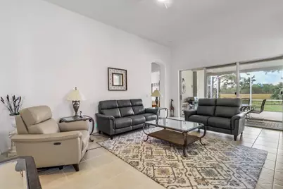 9110 Bay Harbour Circle, West Palm Beach, FL 33411 - Photo 11