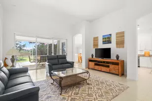 9110 Bay Harbour Cir, West Palm Beach, FL 33411 - Photo 9