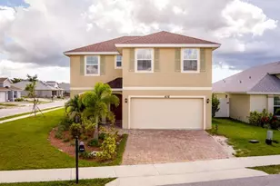 416 Seafoam Cir, Fort Pierce, FL 34945 - Photo 3