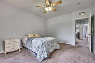 101 S Santa Catalina Cir, North Lauderdale, FL 33068 - Photo 33