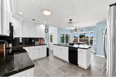 7407 Hazelwood Circle, Lake Worth, FL 33467 - Photo 15