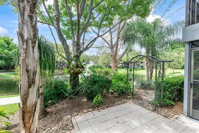 2705 S Oakland Forest Drive #104, Oakland Park, FL 33309 - Photo 25