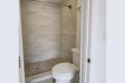 2021 NW 85th Avenue, Pembroke Pines, FL 33024 - Photo 7