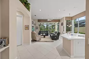 4674 Hazleton Ln, Lake Worth, FL 33449 - Photo 9