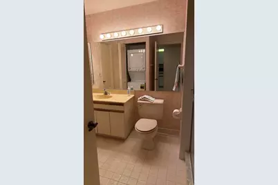 10107 Mangrove Drive, Boynton Beach, FL 33437 - Photo 19