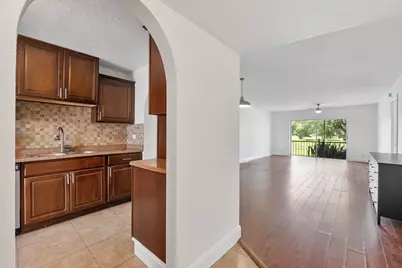 6260 S Falls Circle Drive #110, Lauderhill, FL 33319 - Photo 7