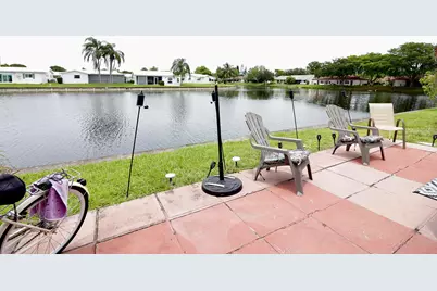8103 NW 58th Place, Tamarac, FL 33321 - Photo 5