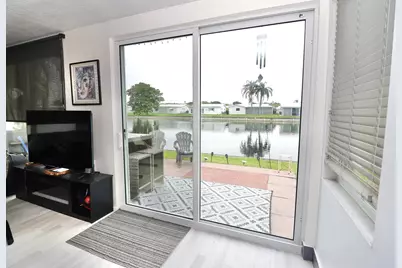 8103 NW 58th Place, Tamarac, FL 33321 - Photo 15