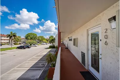 9823 S Hollybrook Lake Drive #206, Pembroke Pines, FL 33025 - Photo 13
