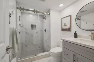 9823 S Hollybrook Lake Dr, Pembroke Pines, FL 33025 - Photo 5