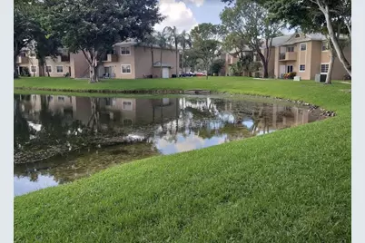 2121 NW 96th Terrace #14M, Pembroke Pines, FL 33024 - Photo 3