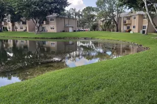 2121 NW 96th Terrace, Pembroke Pines, FL 33024 - Photo 3