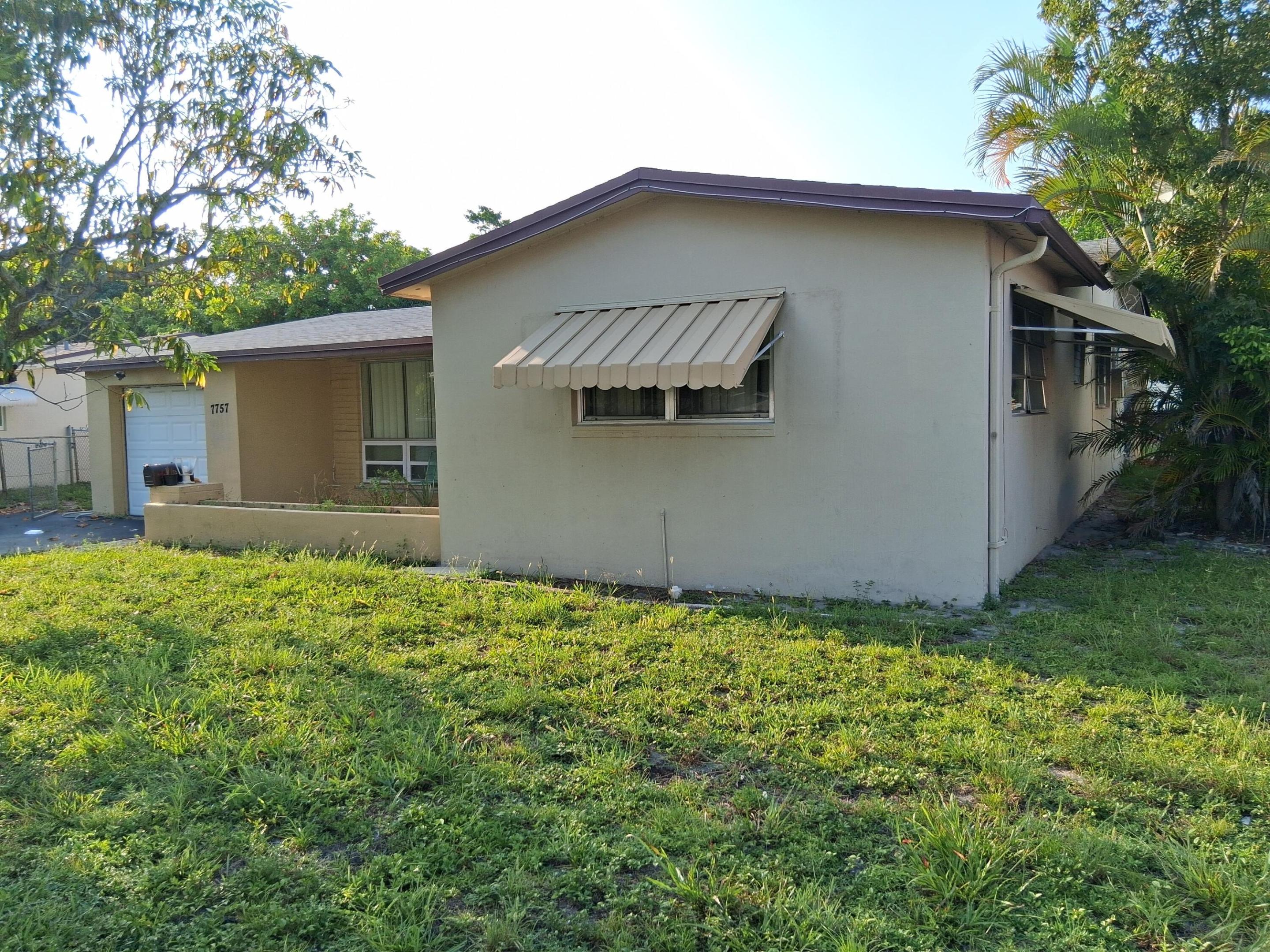 7757 SE Embassy Blvd - 7757 SE Embassy Blvd, Miramar, FL 33023 Luxury Property | Jose Angel Pina