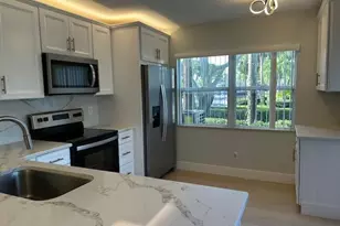 2807 SW Lakemont Pl, Palm City, FL 34990 - Photo 5