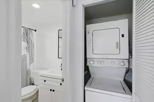 6301 N University Dr, Tamarac, FL 33321 - Photo 19