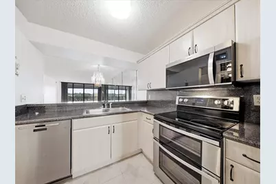 6539 Coral Lake Drive #403, Margate, FL 33063 - Photo 5