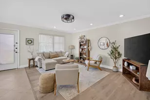 182 Normandy D, Delray Beach, FL 33484 - Photo 3