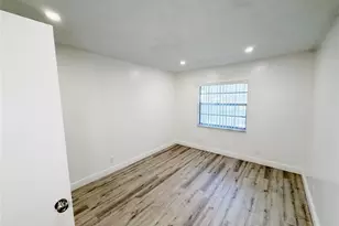 2710 Riverside Dr, Coral Springs, FL 33065 - Photo 27