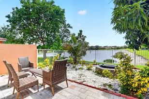 809 Triana St, West Palm Beach, FL 33413 - Photo 43
