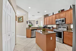 809 Triana St, West Palm Beach, FL 33413 - Photo 13