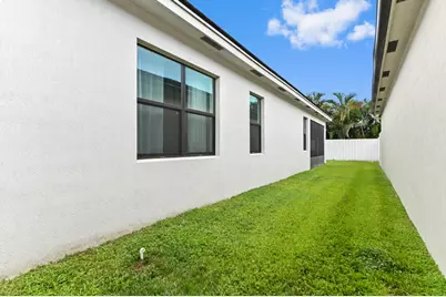 7461 Moonrise Drive, Lake Worth, FL 33467 - Photo 31