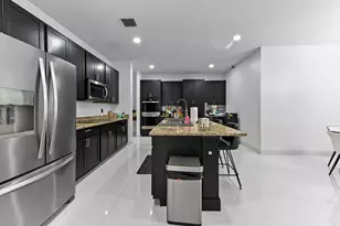 7461 Moonrise Dr, Lake Worth, FL 33467 - Photo 13