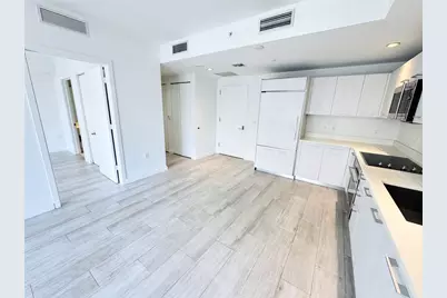 55 SW 9th Street #2707, Miami, FL 33130 - Photo 3