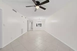 8437 Forest Hills Dr, Coral Springs, FL 33065 - Photo 9