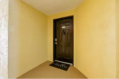 17100 N Bay Road #1401, Sunny Isles Beach, FL 33160 - Photo 3