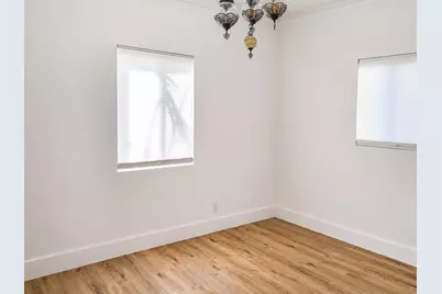 819 NE 2nd Court, Hallandale Beach, FL 33009 - Photo 21