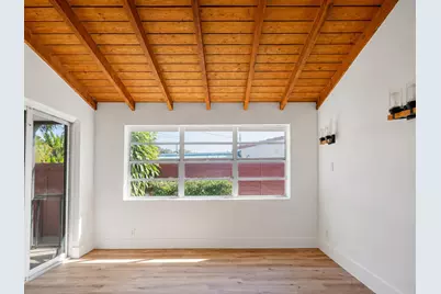 819 NE 2nd Court, Hallandale Beach, FL 33009 - Photo 5