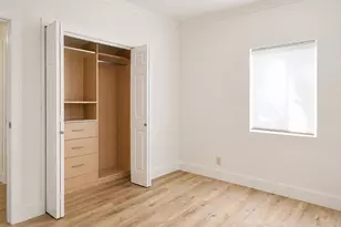 819 NE 2nd Ct, Hallandale Beach, FL 33009 - Photo 21