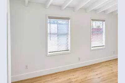 819 NE 2nd Court, Hallandale Beach, FL 33009 - Photo 15