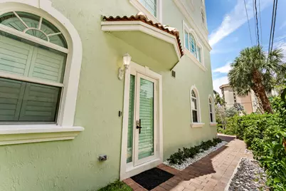 430 Sunset Drive, Pompano Beach, FL 33062 - Photo 7
