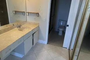2334 S Cypress Bend Dr, Pompano Beach, FL 33069 - Photo 15